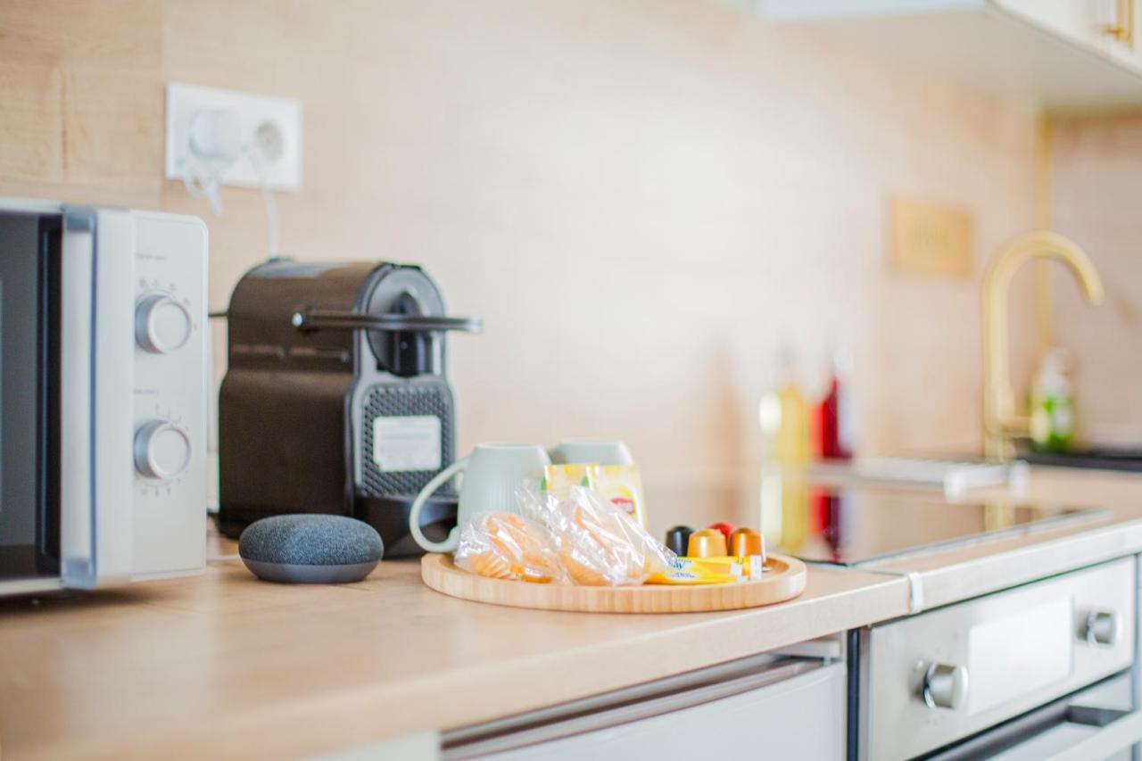 ואלנסיין Ideal Pro & Couple - 2 Logements Theme Boho Chic Rdc & Dandy 1Er Etage - Quartier Calme - Jardin - Wifi Hd - Smart Tv - Parking Gratuit - Proche Centre & Transports - Ask Home מראה חיצוני תמונה