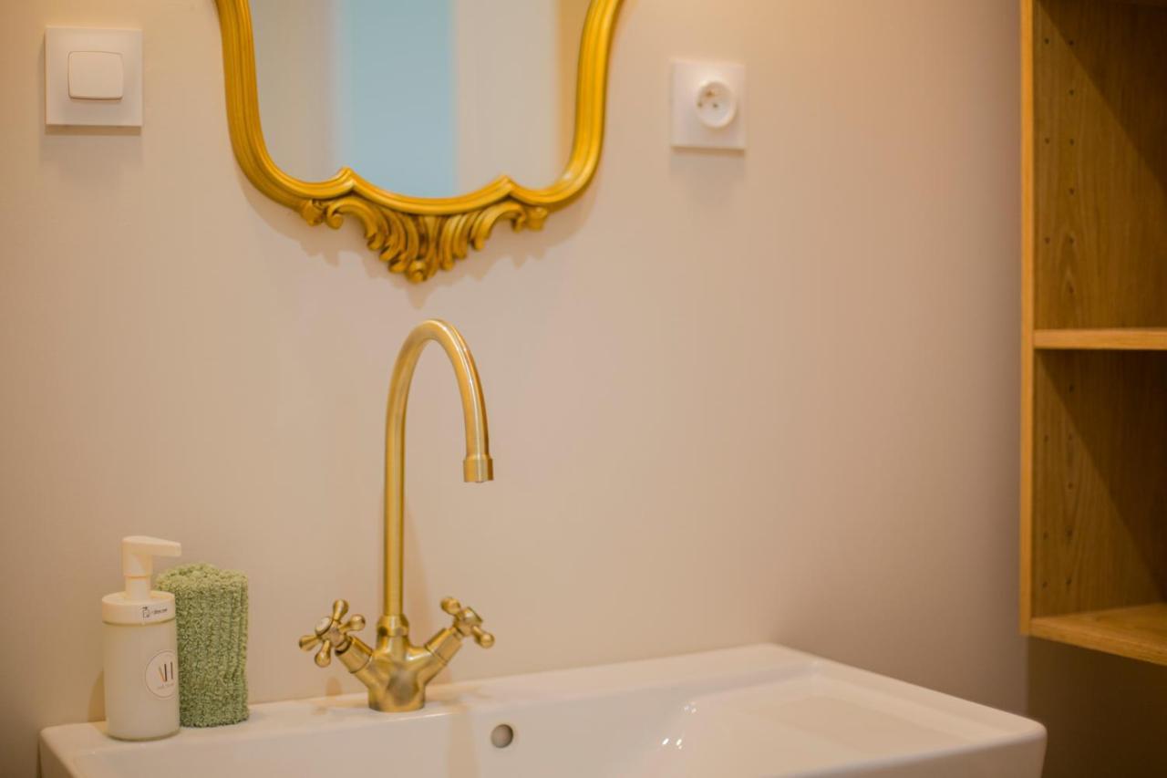 ואלנסיין Ideal Pro & Couple - 2 Logements Theme Boho Chic Rdc & Dandy 1Er Etage - Quartier Calme - Jardin - Wifi Hd - Smart Tv - Parking Gratuit - Proche Centre & Transports - Ask Home מראה חיצוני תמונה