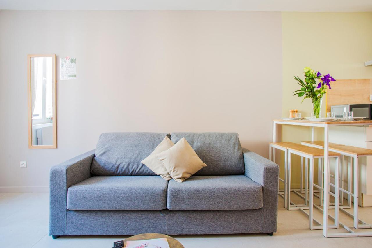 ואלנסיין Ideal Pro & Couple - 2 Logements Theme Boho Chic Rdc & Dandy 1Er Etage - Quartier Calme - Jardin - Wifi Hd - Smart Tv - Parking Gratuit - Proche Centre & Transports - Ask Home מראה חיצוני תמונה